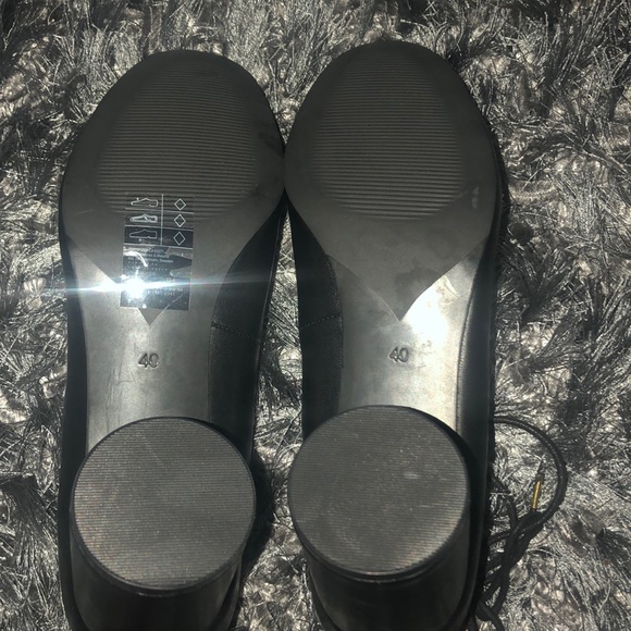 Woman’s shoes - Picture 6 of 8